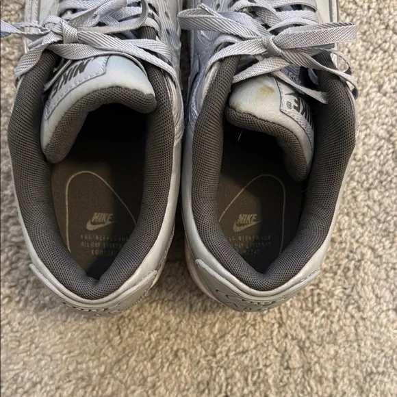 Nike Air Max Gray Sneakers 7.5 - Picture 5 of 9